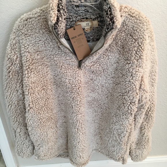 Thread supply Wubby Fleece pullover SOLDOUT - Picture 4 of 6